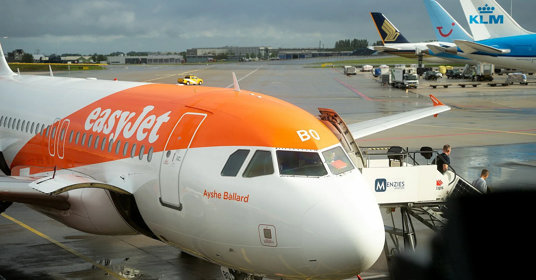 Скористатися кризою: лоукостер easyJet може стати ціллю поглинання