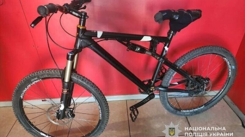 У Дніпрі чоловіка засудили до 8,5 року ув’язнення за розбійний напад на знайомого