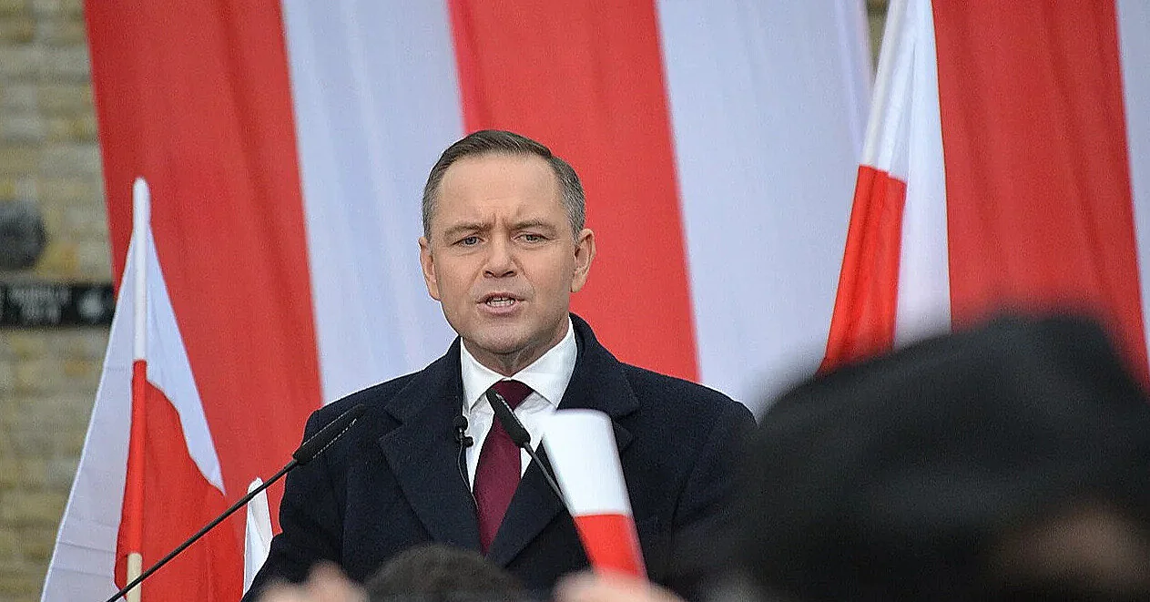 Навроцький ще не ухвалив рішення позбавити Зеленського ордена Білого Орла