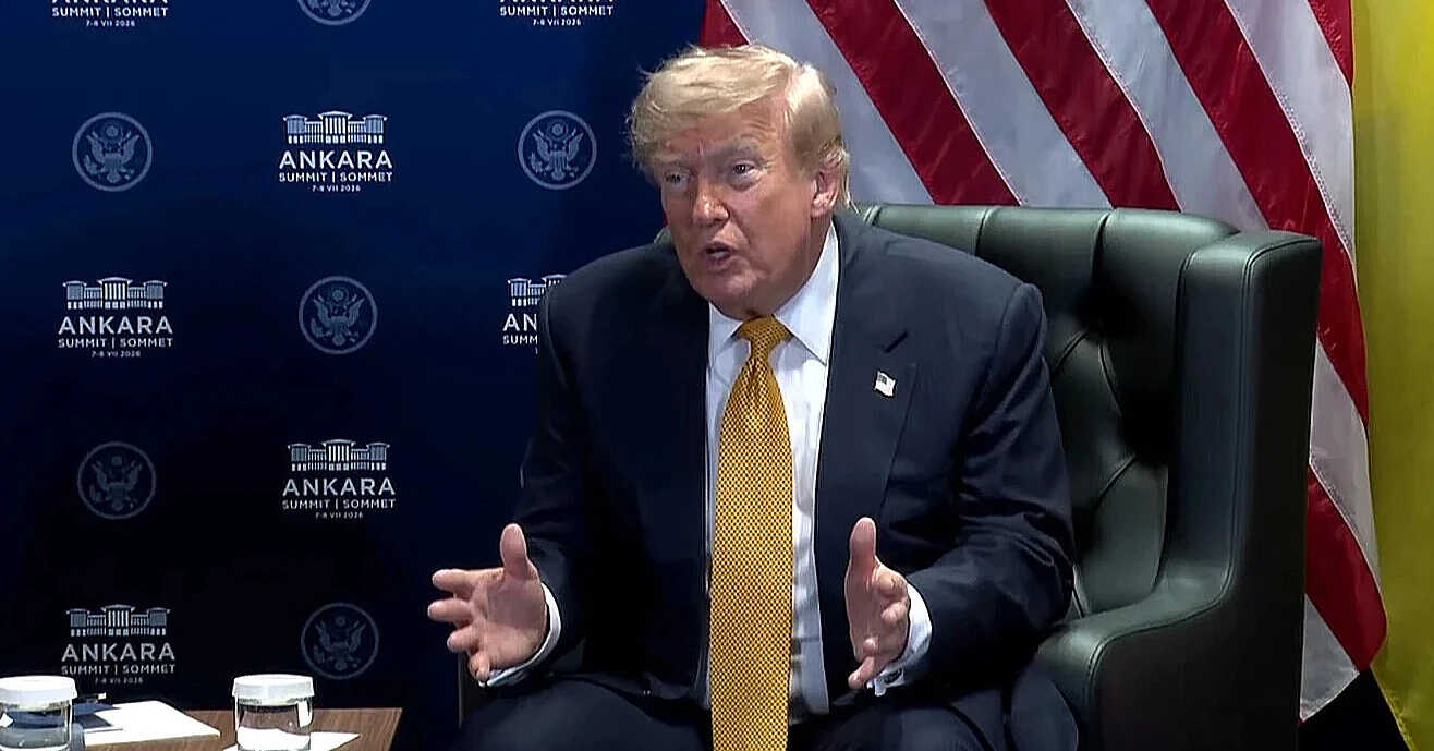 Трамп не переконав американців в успіху переговорів з Тегераном