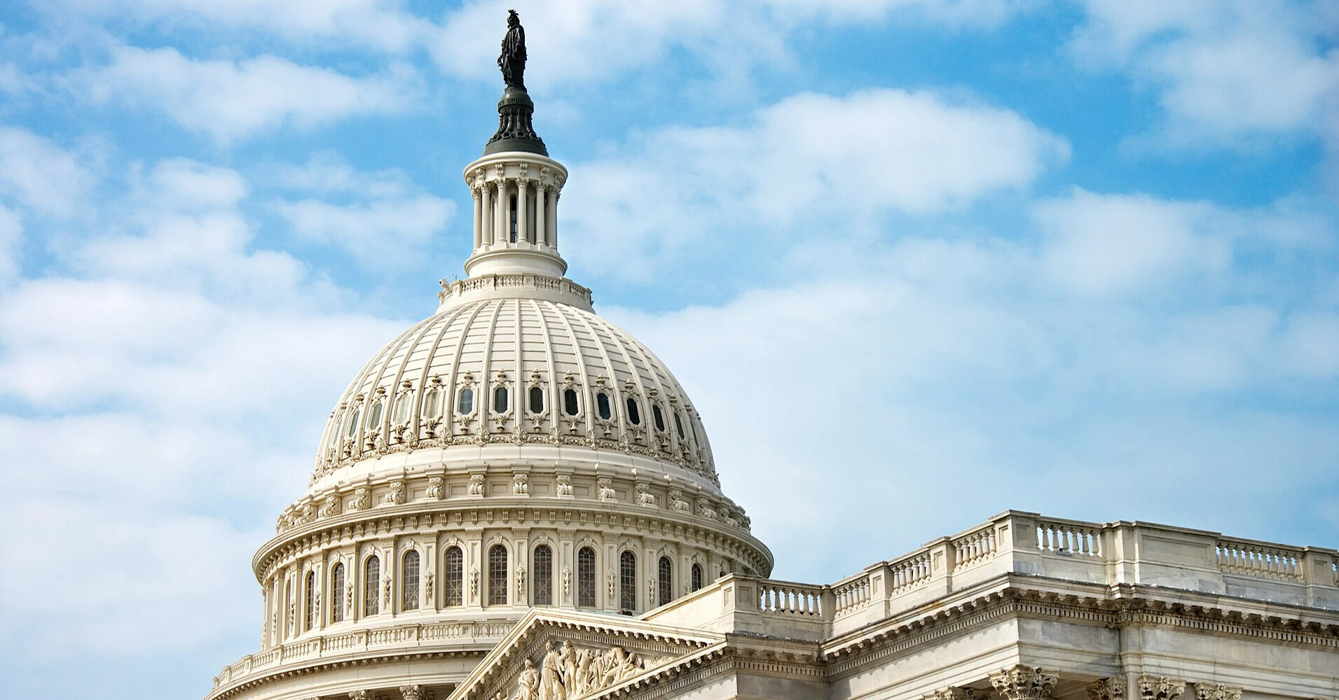 Сенат США заблокував резолюцію про обмеження військових повноважень Трампа в Ірані