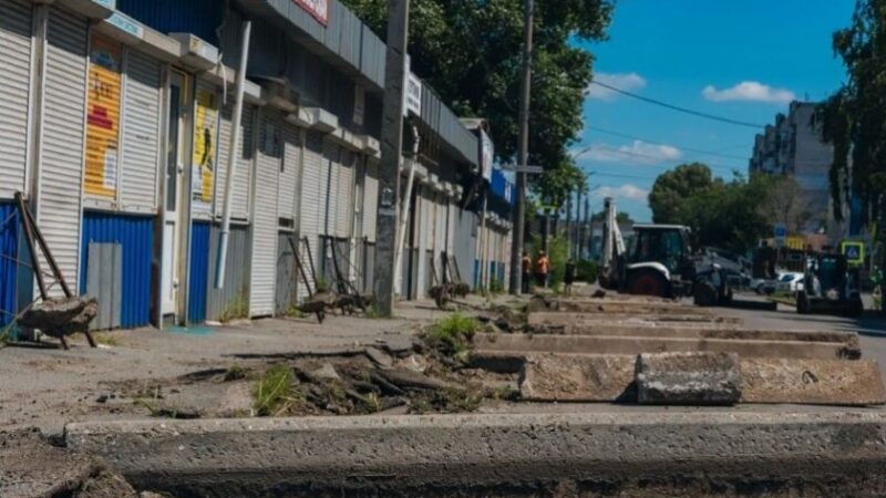 У Дніпрі тимчасово перекрили вулицю Калинову через ремонтні роботи