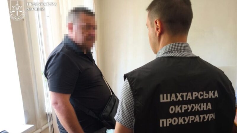 На Дніпропетровщині депутата райради підозрюють у закупівлі неякісного вугілля для училища зі збитками 1,3 млн грн