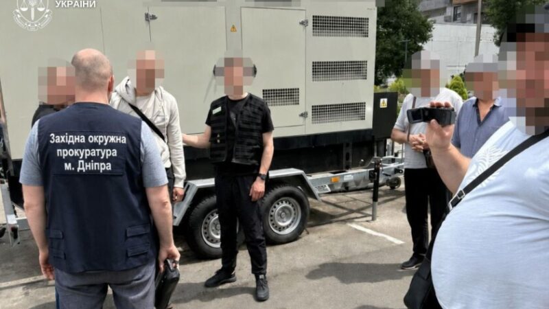 На Дніпропетровщині судитимуть чоловіка, який за 25 тисяч доларів обіцяв «домовитися» про рішення ВЛК
