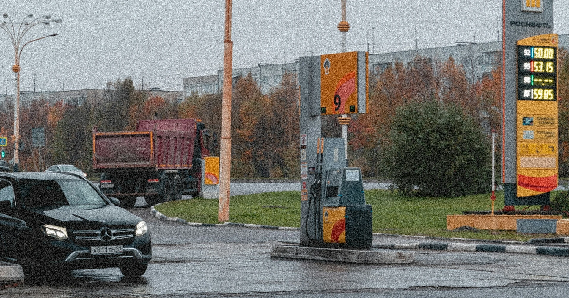 У Росії почали продавати бензин за номерами авто