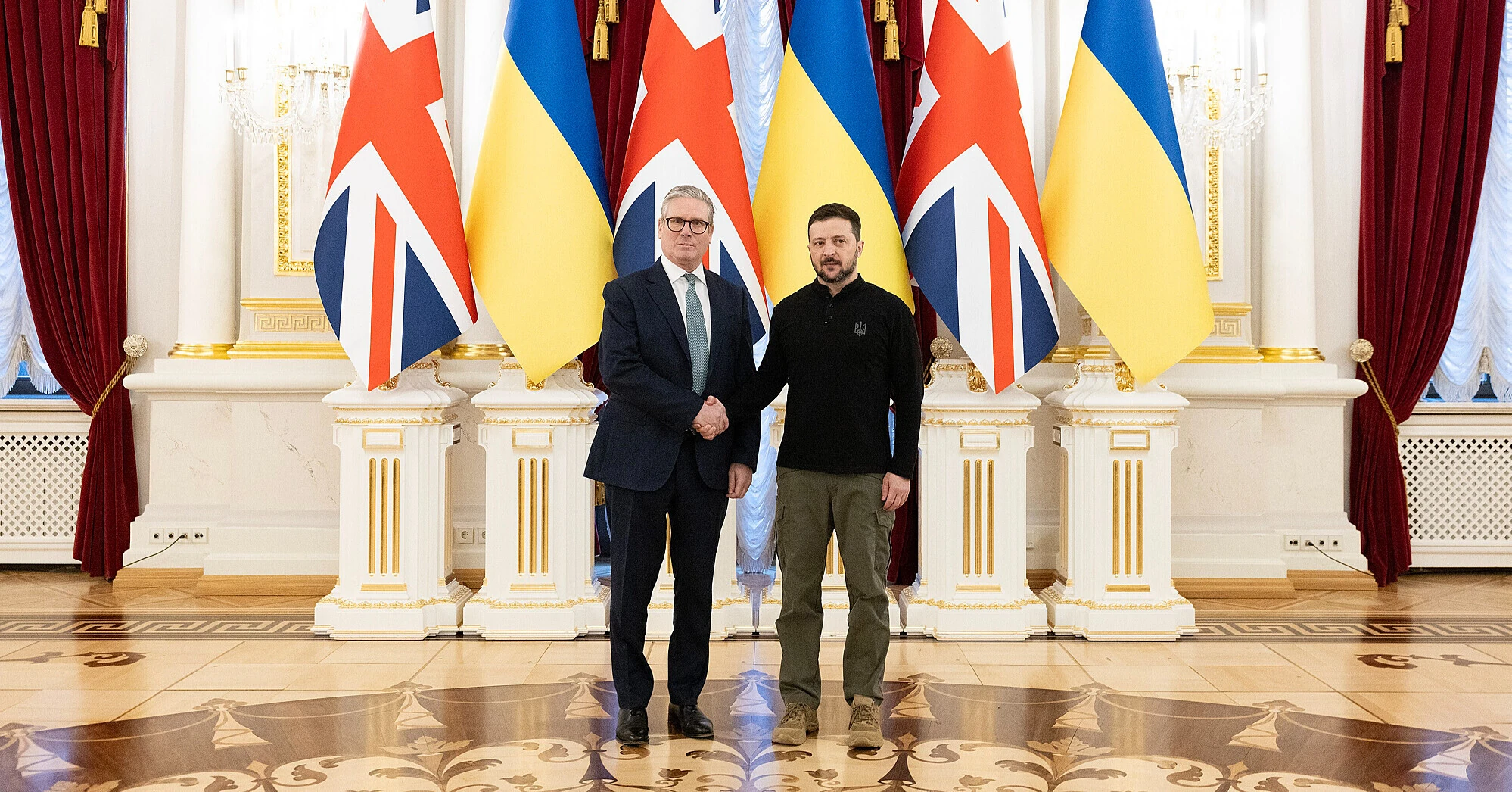 Британія та Швеція виділять 300 млн євро для постачання літаків Україні – Стармер