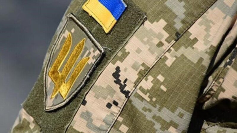 У Дніпрі затримали двох військовослужбовців Маріупольського ТЦК: їх підозрюють у вимаганні та шахрайстві