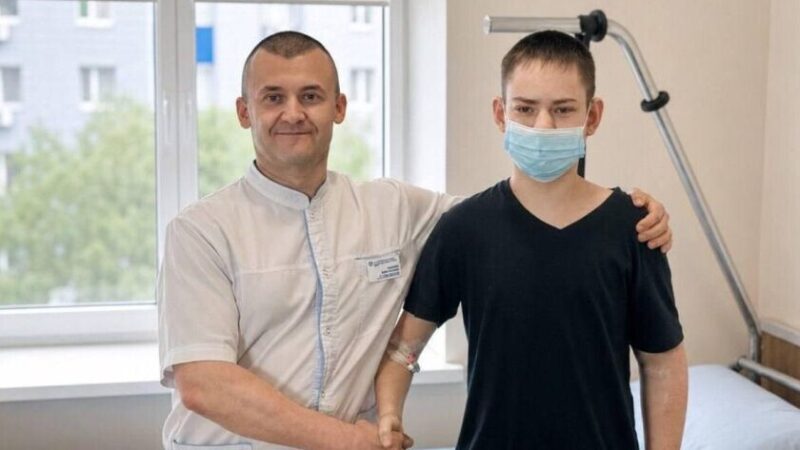 17-річному хлопцю із Запорізької області успішно пересадили нирку