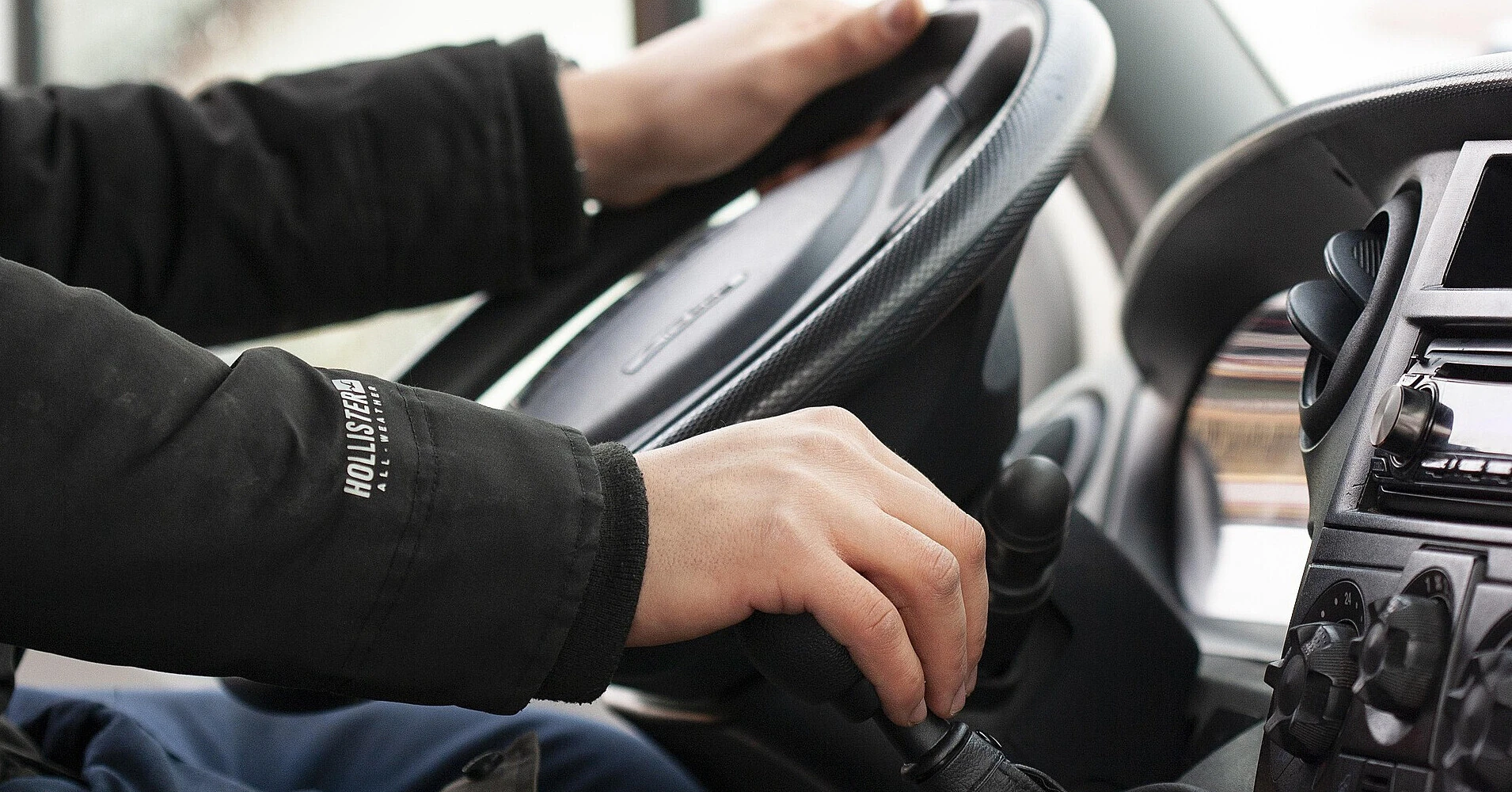 Водіям в Україні змінили терміни дії посвідчень: коли потрібен обмін
