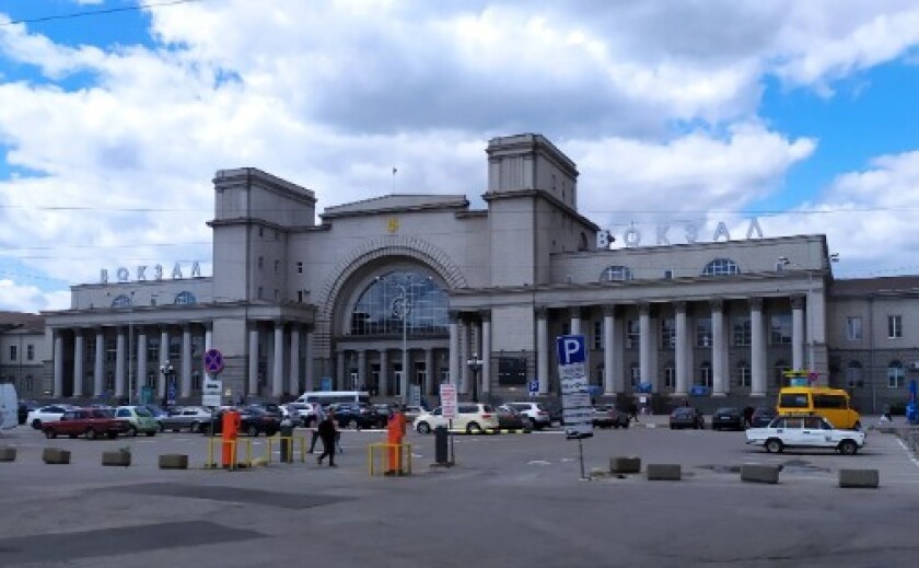 На Дніпропетровщині через безпекову ситуацію затримуються приміські поїзди