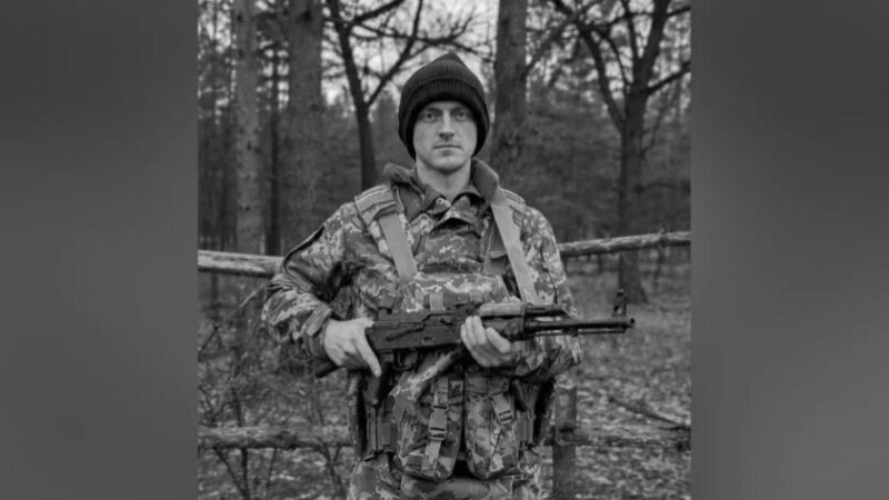 У першому бойовому завданні загинув 29-річний захисник з Дніпропетровщини Максим Циммер
