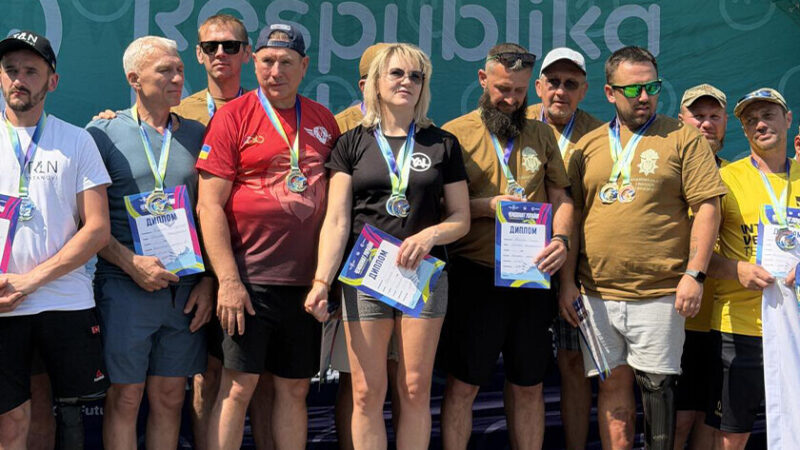Дніпровські ветерани стали чемпіонами України з веслування на ялах