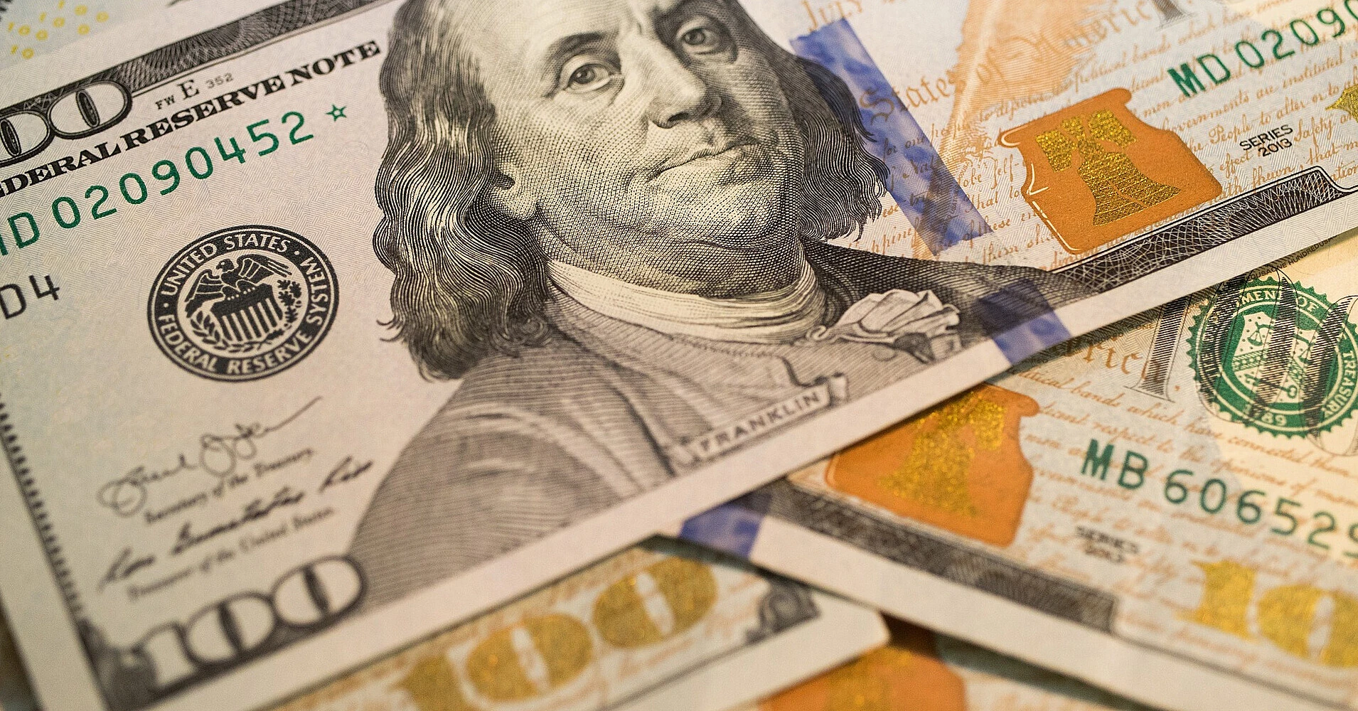 Долар подорожчав в обмінниках великих міст