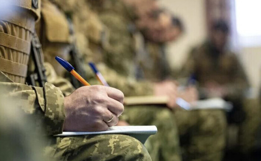 У школах перевірятимуть військово-облікові документи 17-річних хлопців