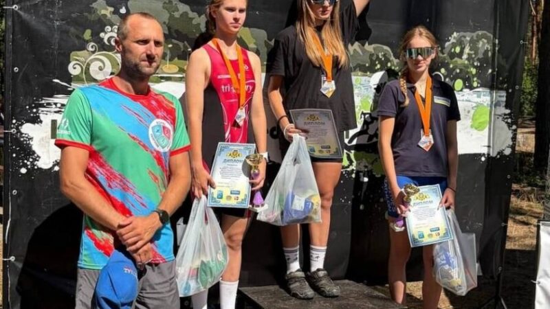 Кам’янські триатлети вибороли низку медалей на чемпіонатах України та області