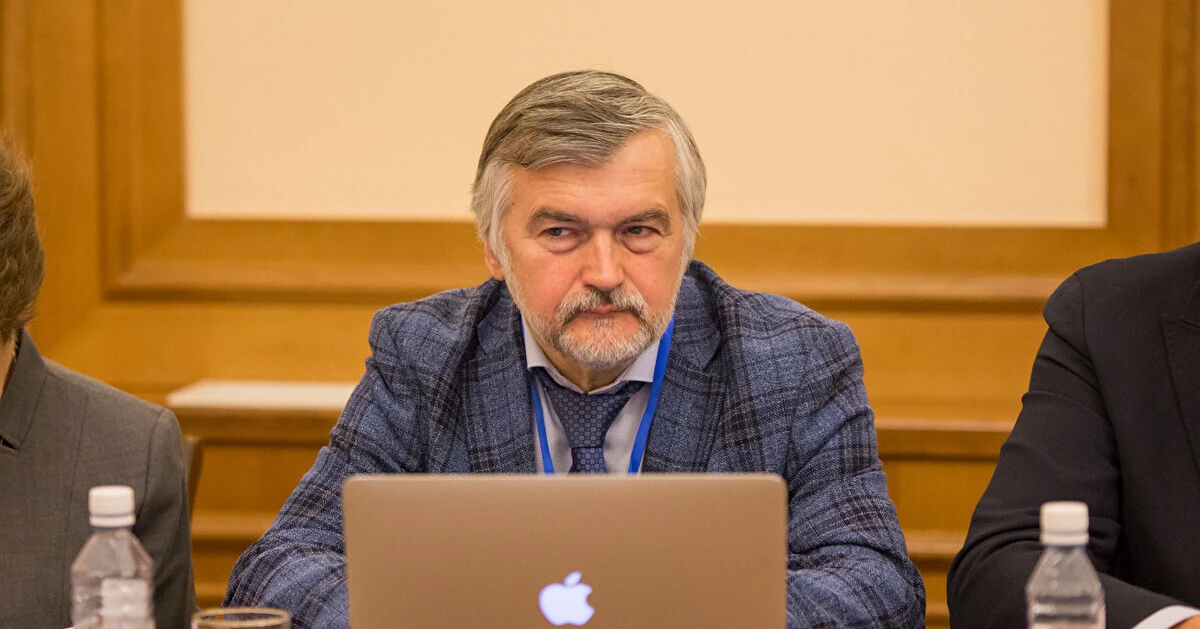 У Росії звільнили головного економіста ВЕБ, який спрогнозував соціальну кризу та програш у конкуренції із Заходом