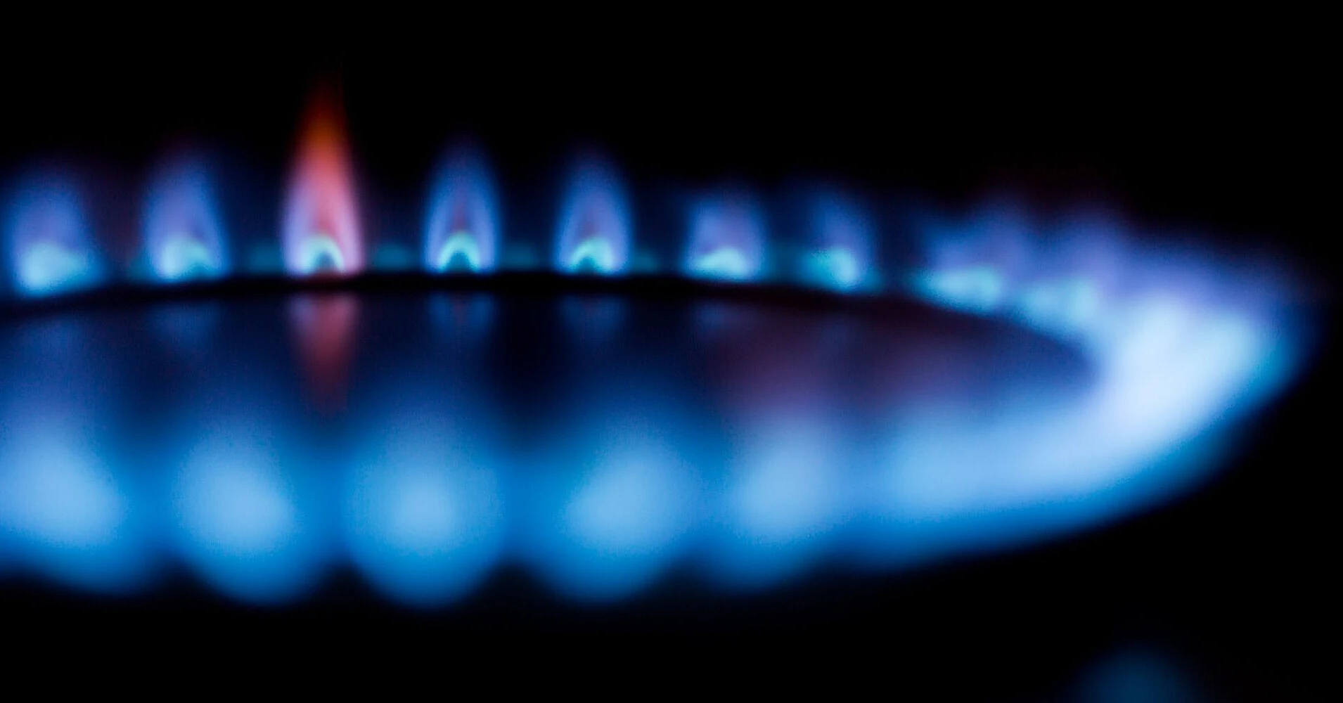 Запаси газу в ЄС значно нижчі за норму: у Німеччині сховища заповнені наполовину
