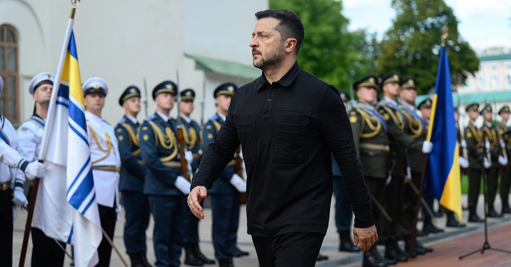 Відставка Федорова та протести мінімально вплинули на рейтинг Зеленського – опитування