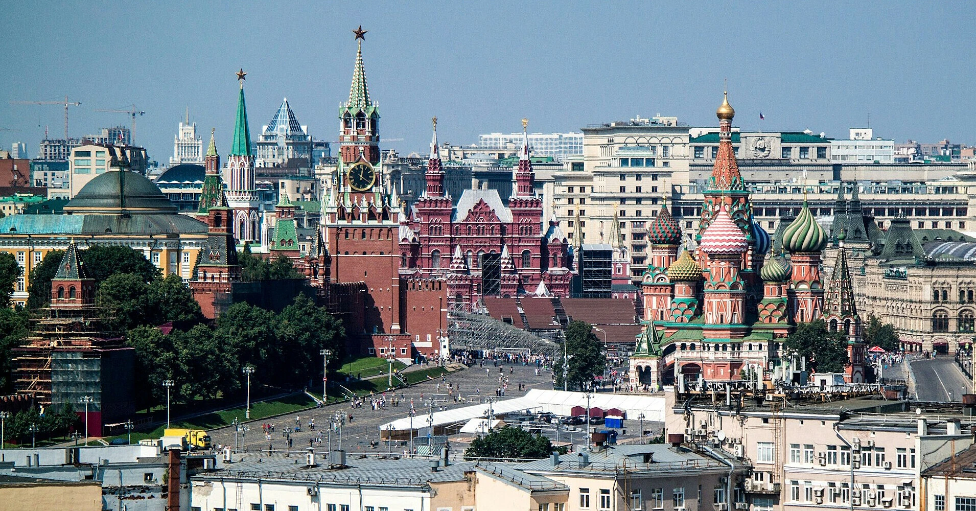 Росія переходить до жорсткої економії на цивільних витратах, щоб  зберегти фінансування війни