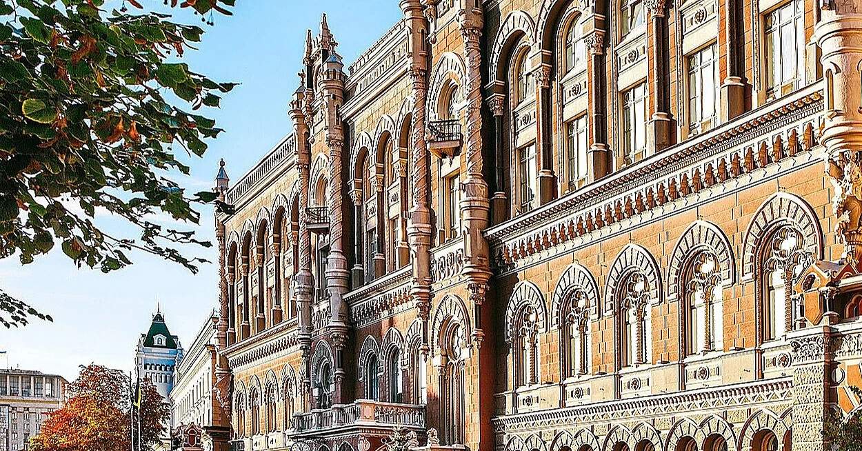 Перекази зі спецрахунку НБУ на оборону зросли більш ніж ушестеро