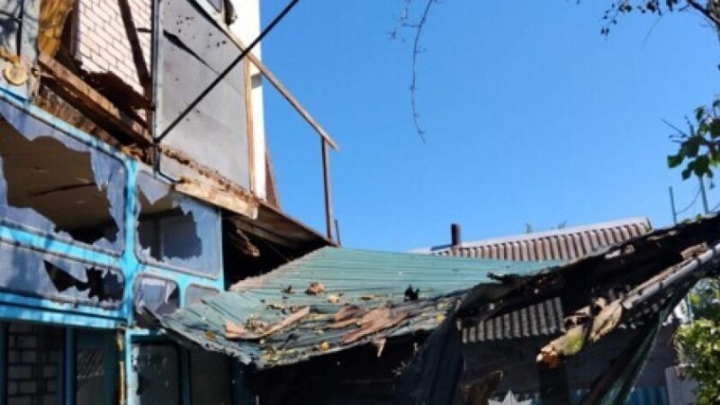 Двоє людей загинули, четверо поранені внаслідок ворожих атак на Дніпропетровщині: поліція документує наслідки ударів