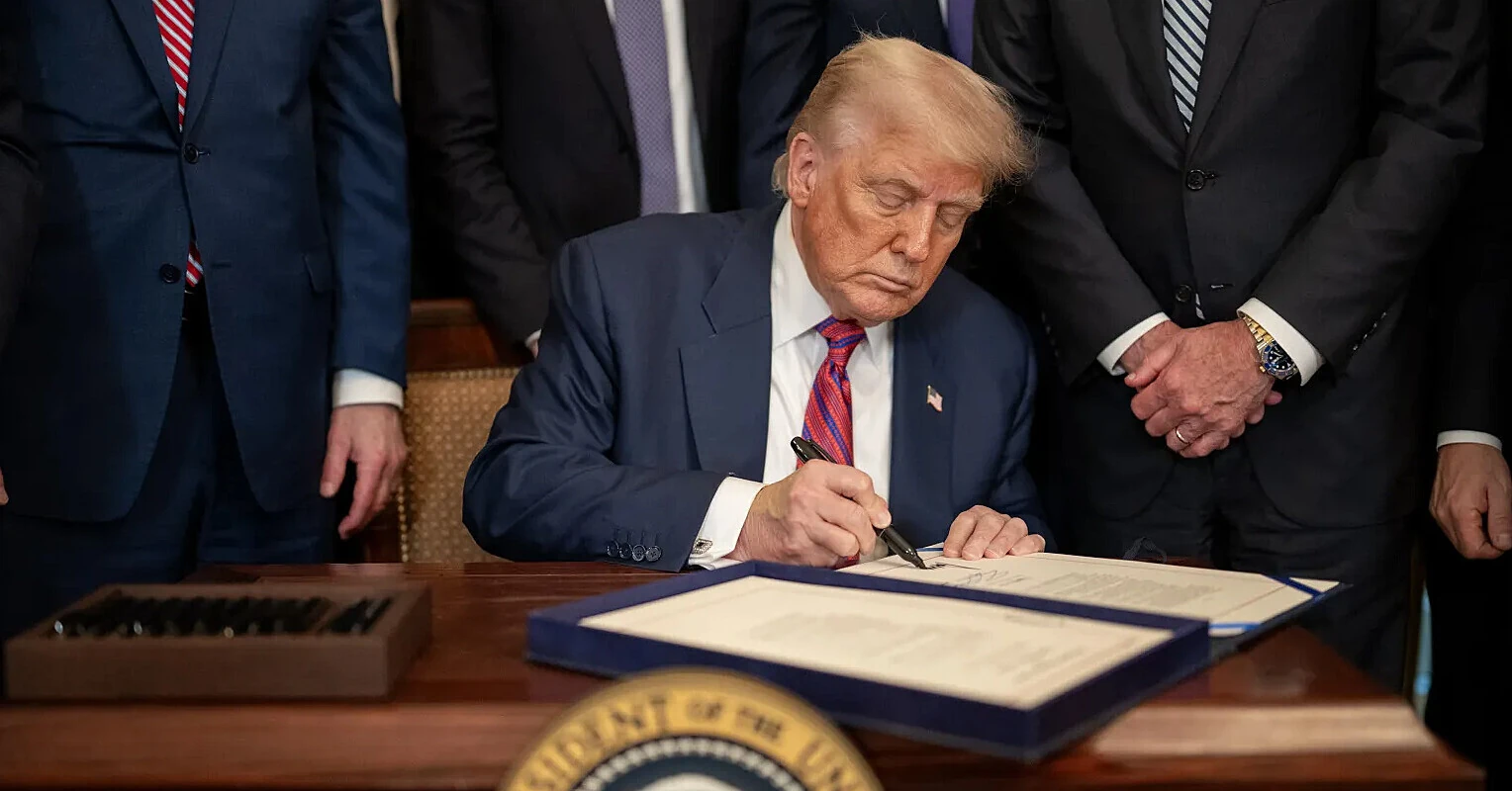 Трамп запровадив 100% мита на імпорт дронів