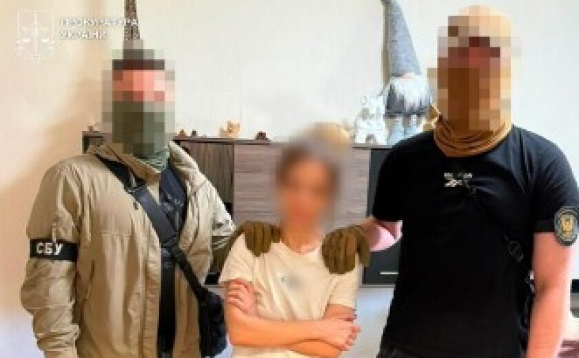 У Дніпрі викрито жінку, яка зареєструвала для рф термінал Starlink