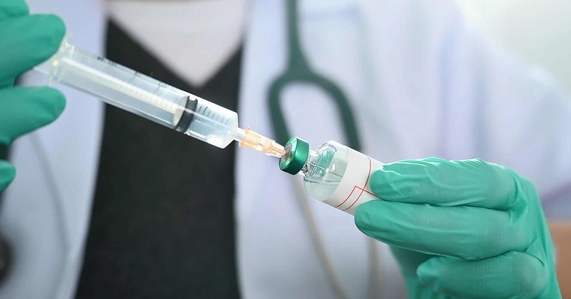 Moderna і Merck заявили про успіх експериментальної вакцини проти меланоми