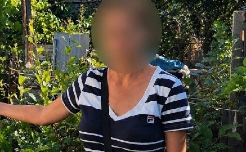 Викрала мобільний телефон із чужого будинку: на 37-річну мешканку м. Самар чекає суд