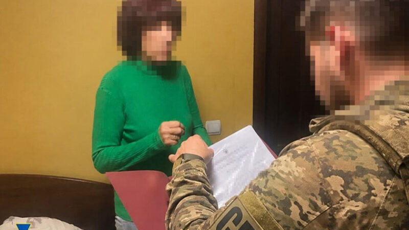 На Запоріжжі затримали колаборантку, яка працювала у псевдовиборчій комісії рф
