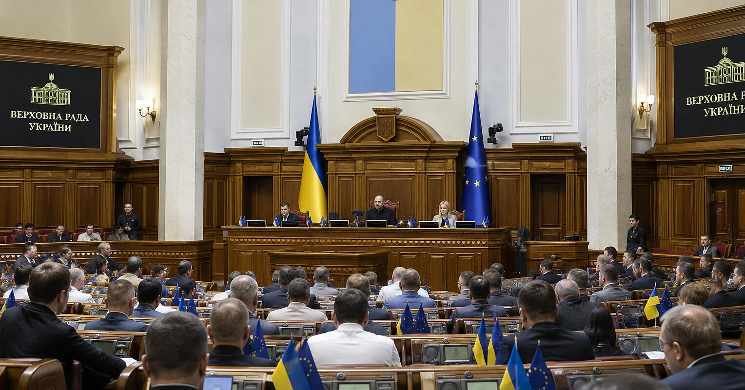 Переселенцям дозволять поєднувати житлові ваучери з кредитами – депутати проголосували за законопроєкт