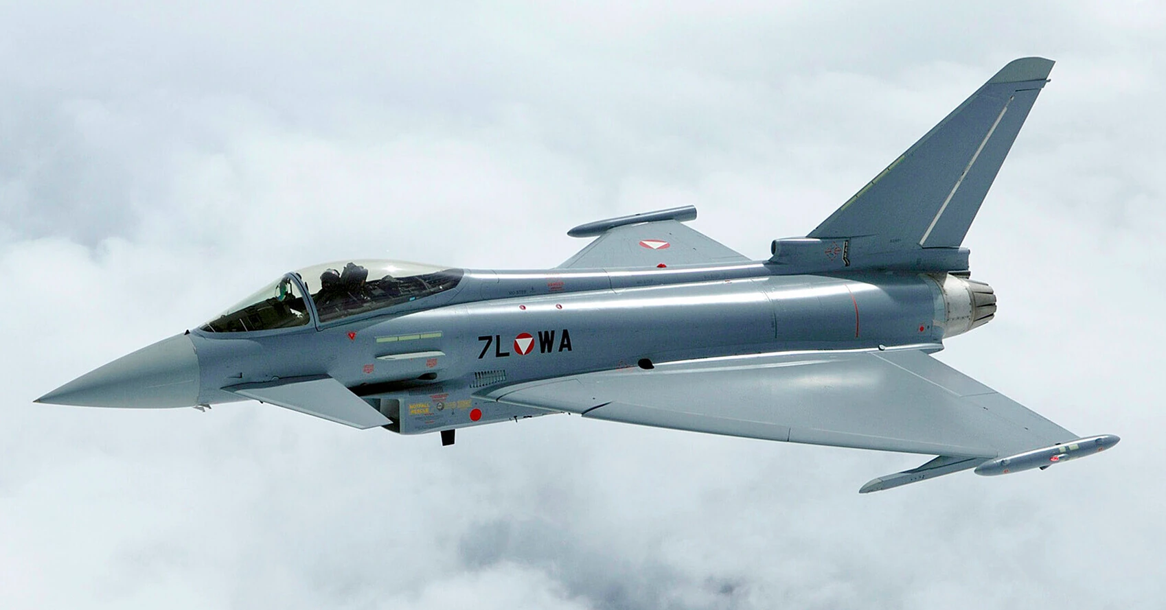 Німеччина направить Eurofighter до Латвії на час виборів через загрозу дронів