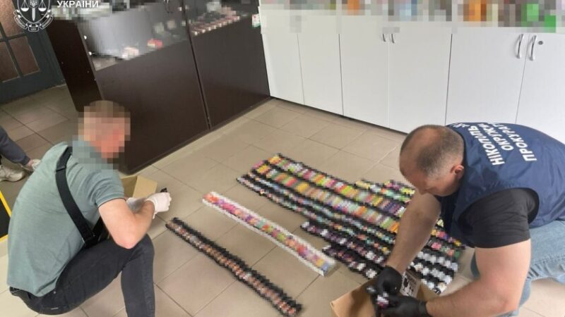 У Нікополі підозрюють підприємця у незаконному виготовленні рідин для електронних сигарет