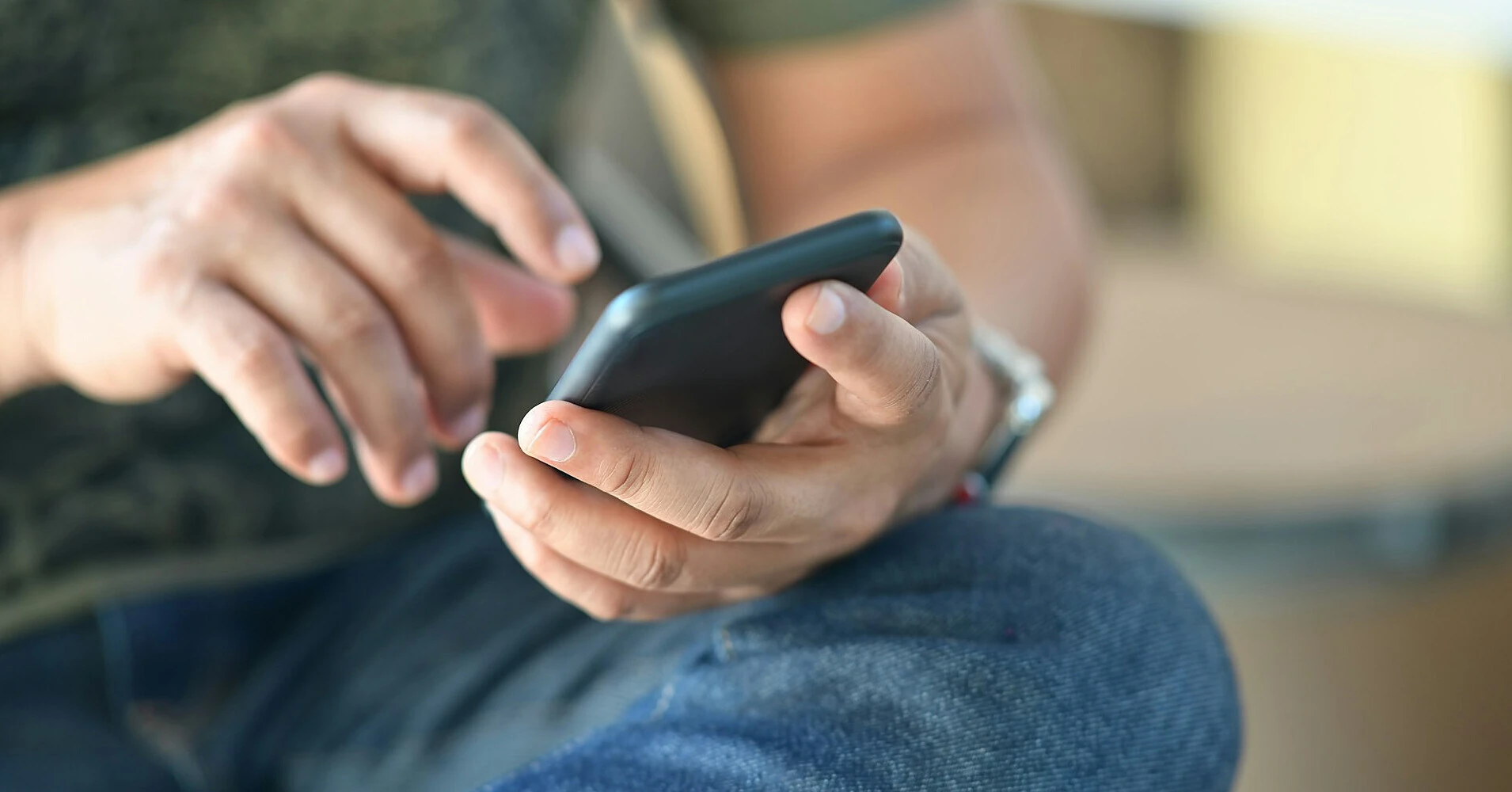 В Україні запустили онлайн-перевірку легальності ввезення смартфона за IMEI