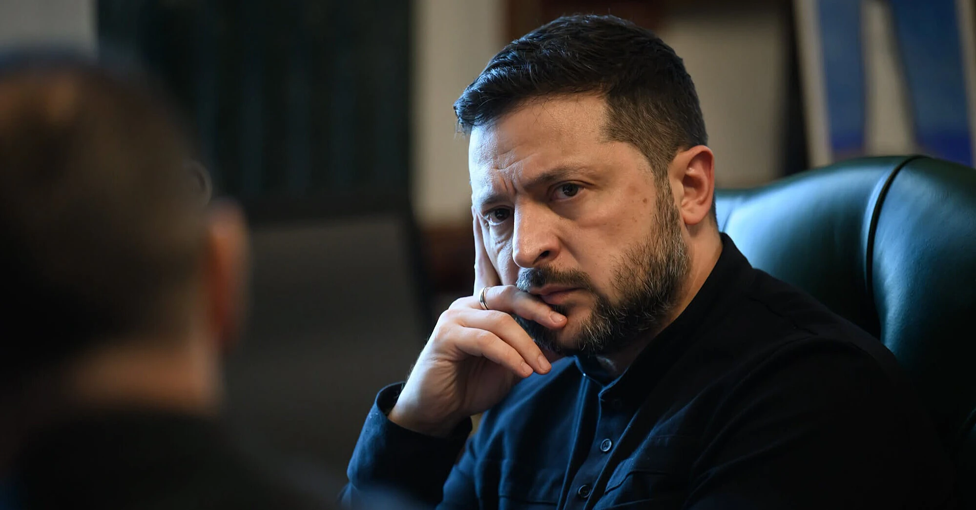 Зеленський закликав Раду терміново ухвалити закони для отримання грошей на виплати та оборону