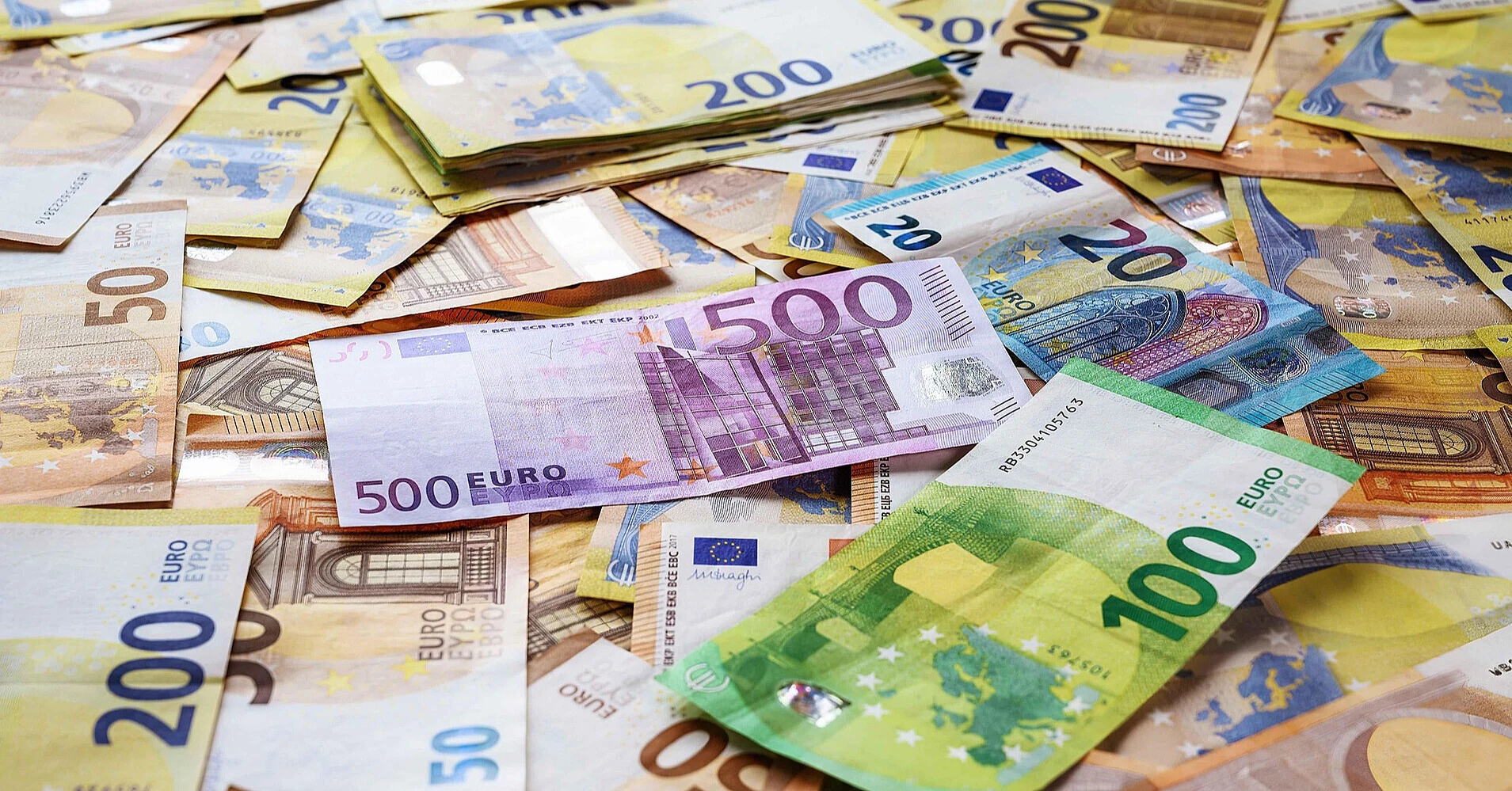 Витрати на штучний інтелект у Німеччині зросли на майже 50%