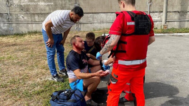 У Дніпрі через ворожу атаку загинули двоє людей, ще восьмеро постраждали
