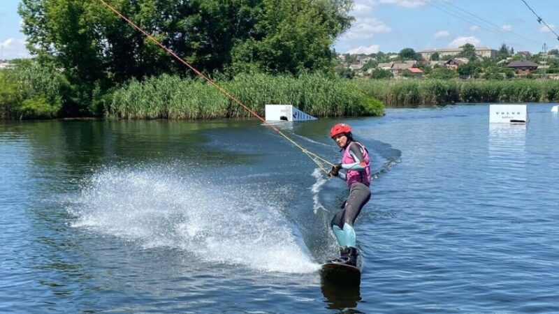 Спортсмени з Дніпра здобули золото та срібло чемпіонату Європи та Африки з вейкбордингу