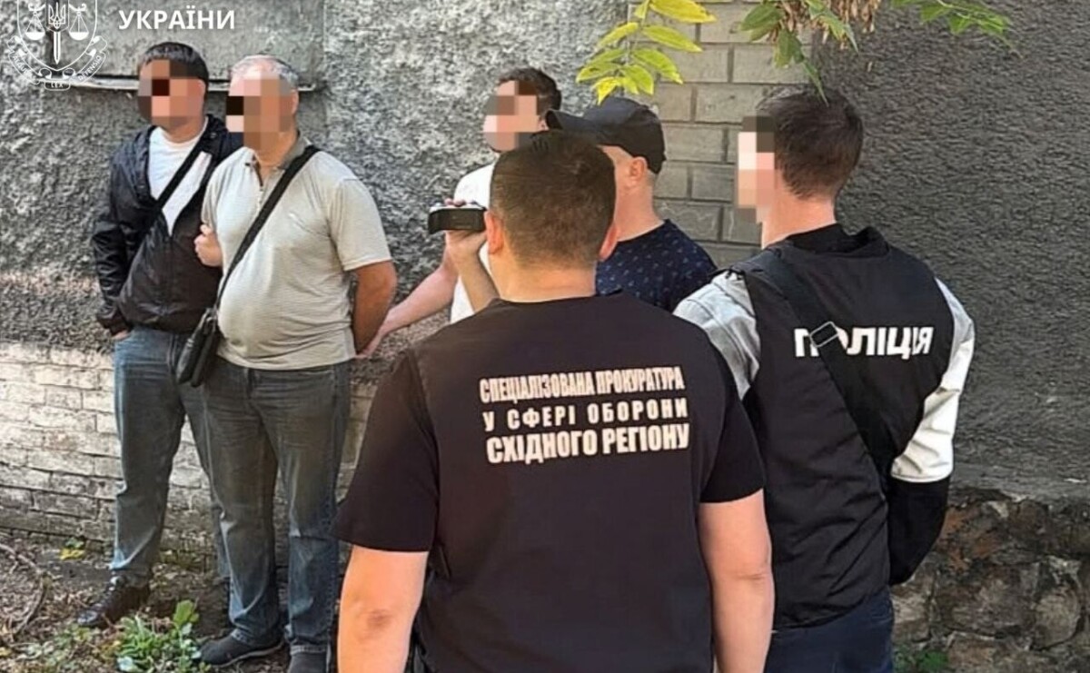 У Дніпрі майора РТЦК підозрюють в отриманні $1500 за переведення військового до тилу