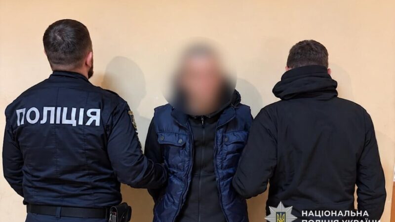 У Дніпрі затримали чоловіка, якого підозрюють у крадіжках із приватних будинків