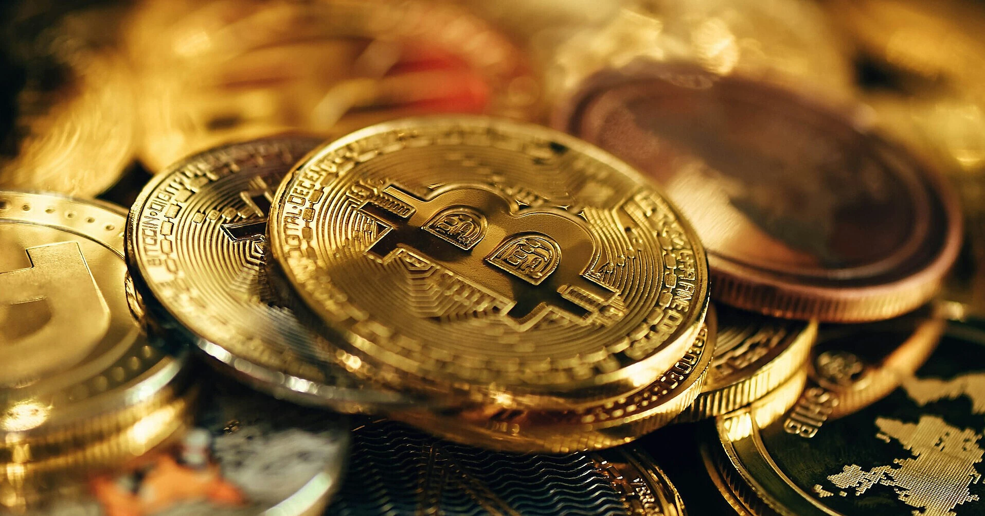 Криптобіржа Bitget призупинила виведення коштів після зламу
