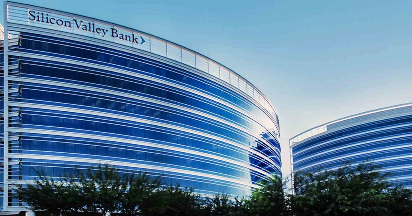 ФРС знала або повинна була знати про ризики Silicon Valley Bank: незалежний огляд причин краху