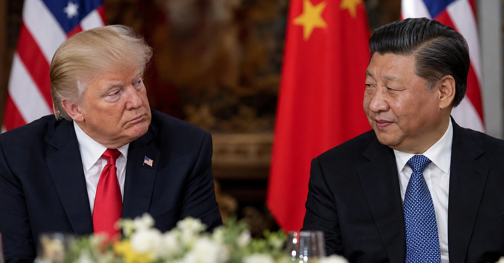 Трамп назвав переговори з Сі продуктивними, але не розкрив деталі