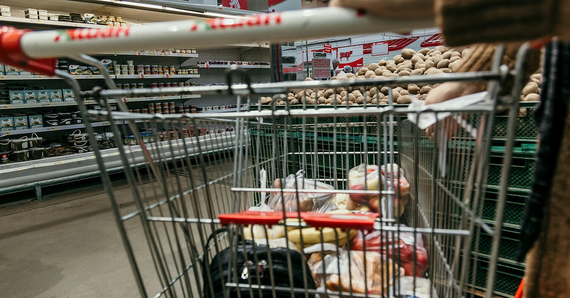 У Мінагрополітики оцінили можливе подорожчання продуктів через нову логістику