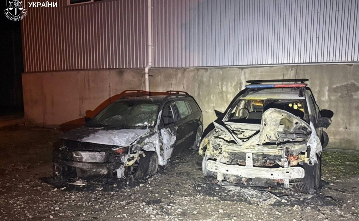 У Запоріжжі 20-річного чоловіка підозрюють у підпалі п’яти автомобілів за два дні