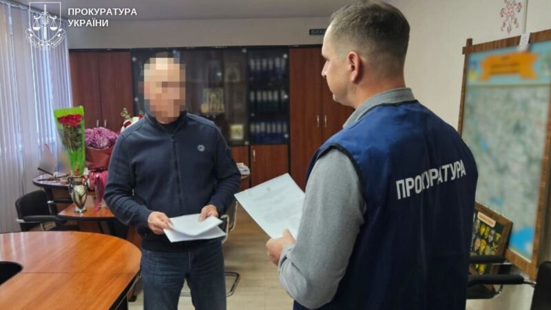 На Дніпропетровщині міського голову підозрюють у розтраті 1,2 млн грн на ремонті доріг
