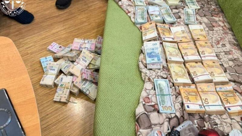 Привласнення понад 14,5 млн гривень під час закупівель для військової частини у Дніпрі: судитимуть пʼятьох осіб