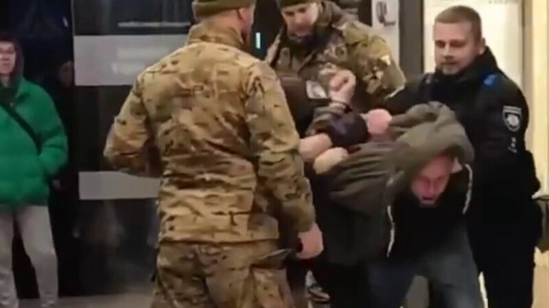 Омбудсман заявив про понад 6 тисяч скарг на порушення під час мобілізації: найбільше звернень із Дніпра
