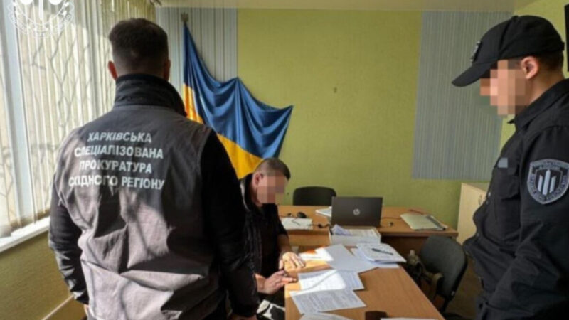 Двох посадовців ТЦК підозрюють у внесенні неправдивих даних про мобілізацію 21 людини: подробиці