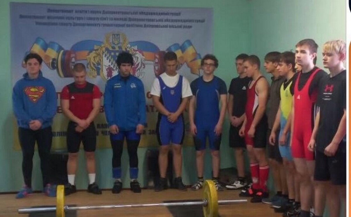 Важкоатлети з Кам’янського привезли шість медалей з обласного чемпіонату